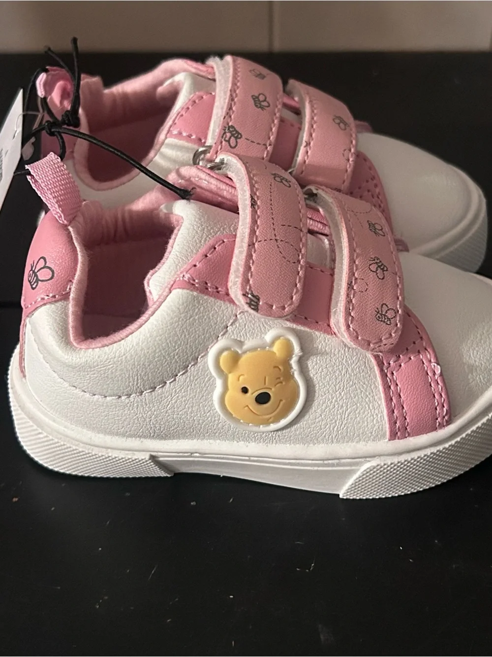 Disney Baby Winnie the Pooh Pink Hook Loop Sneakers Infant Girls Size 4 NWT